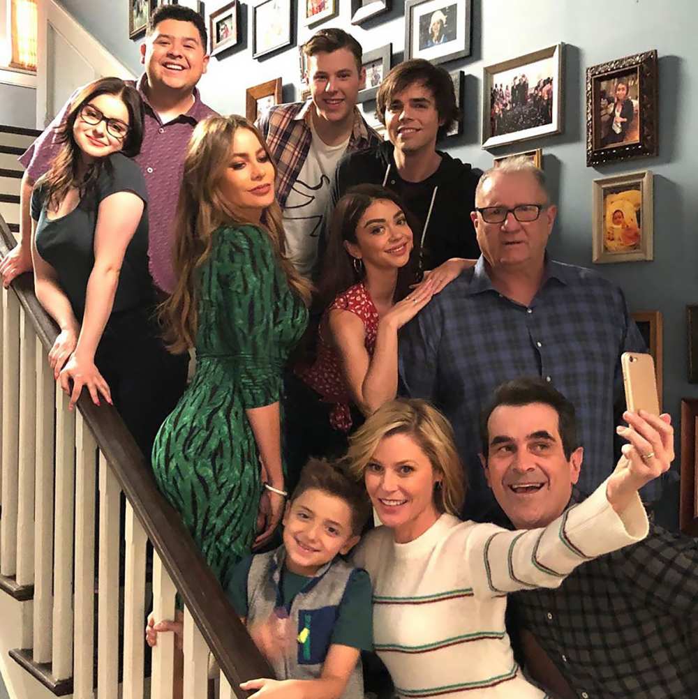 'Modern Family' Cast Bids Farewell to Sitcom on Final Day of Filming