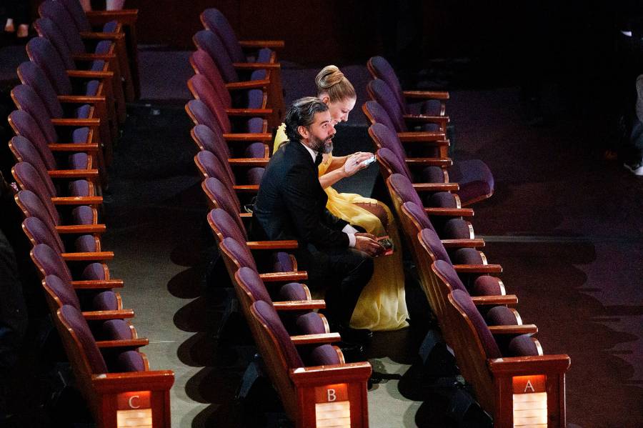OSCAR ISAAC and ELVIRA LIND Unseen Moments at Oscars 2020