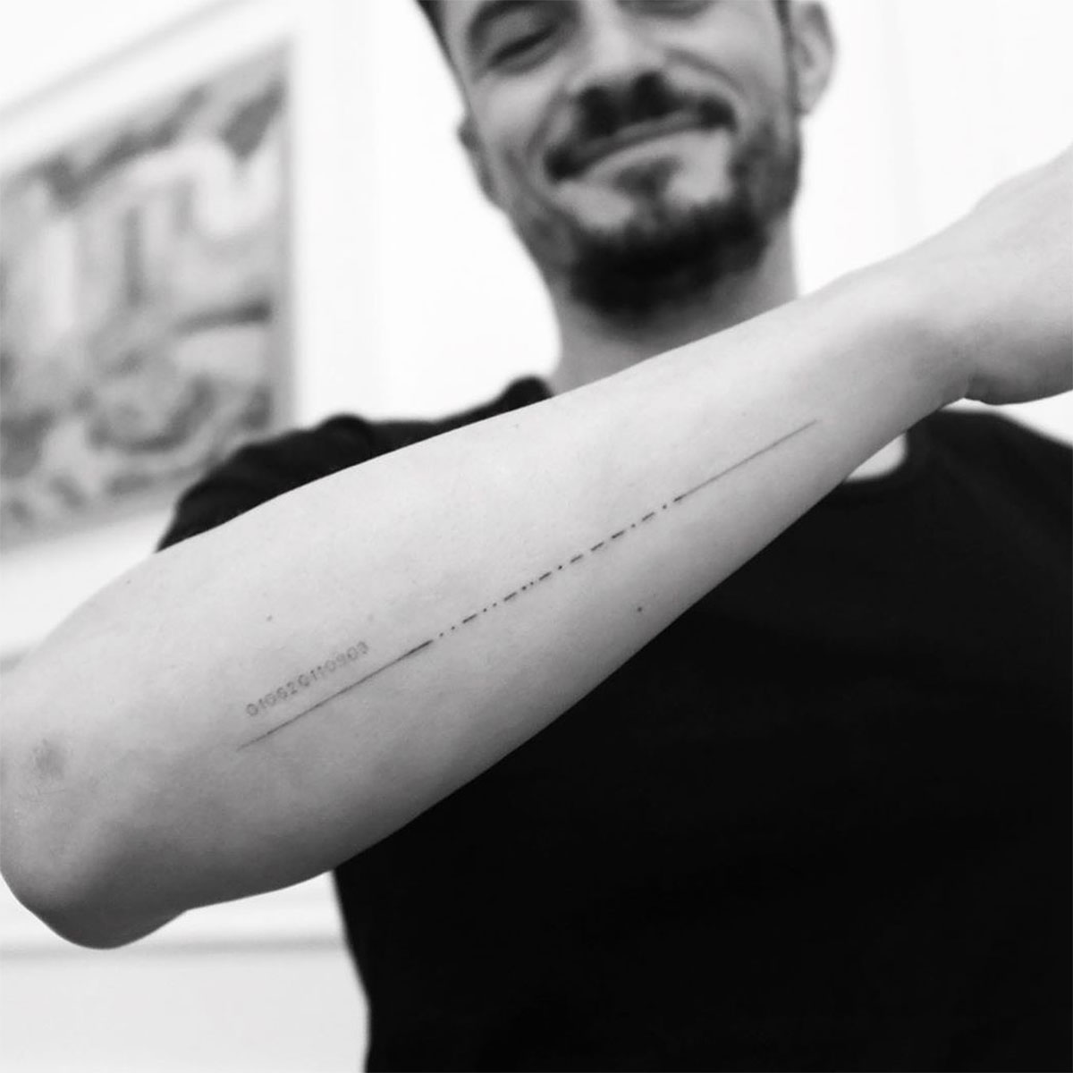Orlando Bloom Gets Misspelled Morse Code Tattoo Fixed: Pics