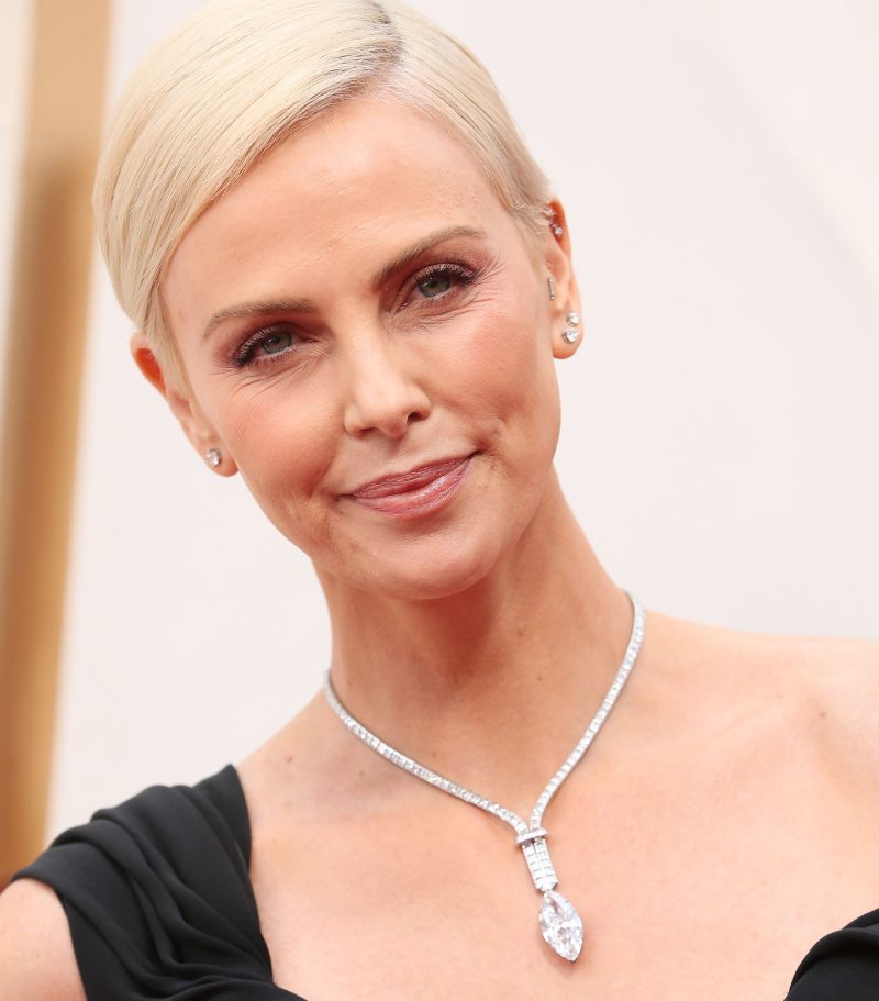 Oscars 2020 Best Bling - Charlize Theron
