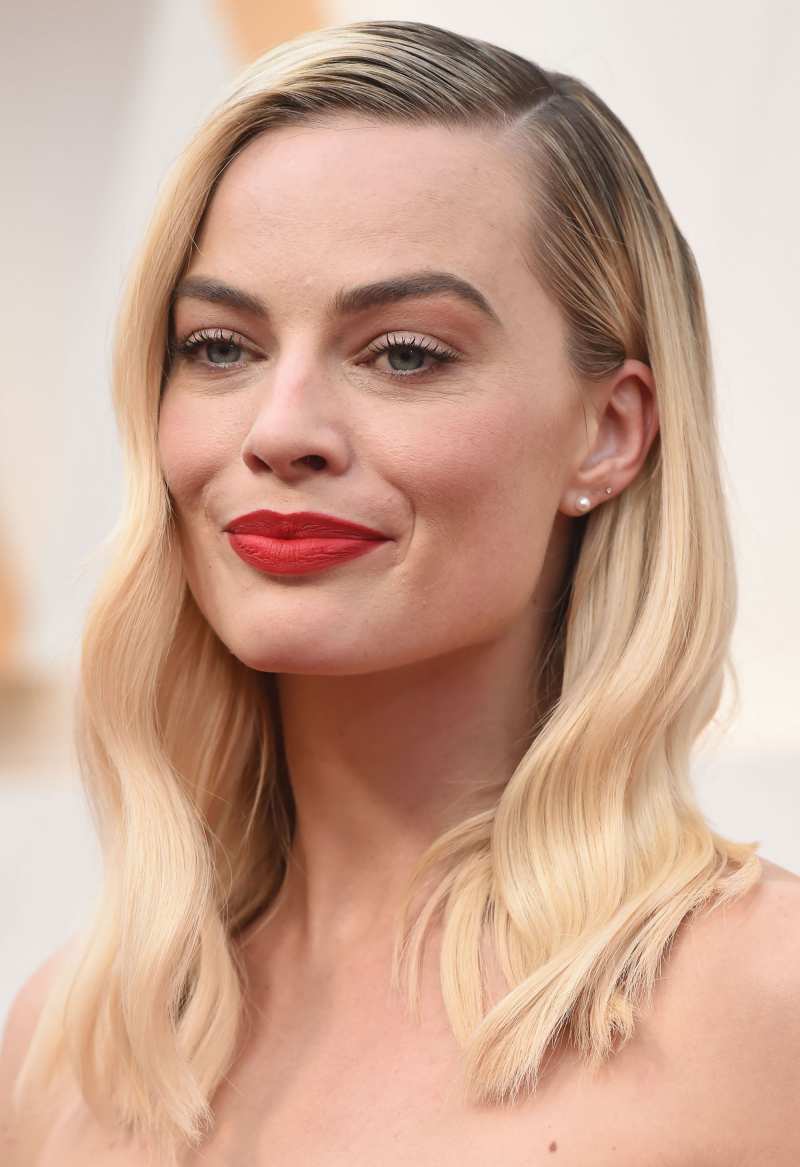 Oscars 2020 Best Beauty Products - Margot Robbie