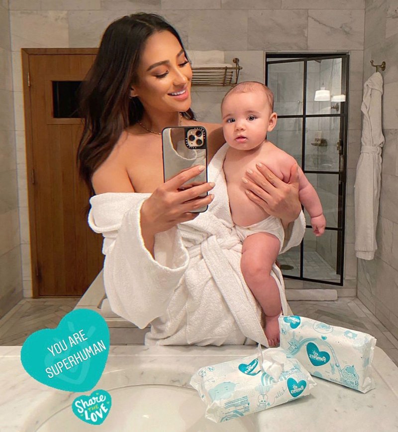 Shay Mitchell Mirror Selfie with Baby