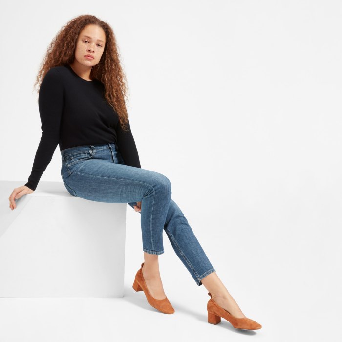 The High-Rise Skinny Jean (Mid Blue)