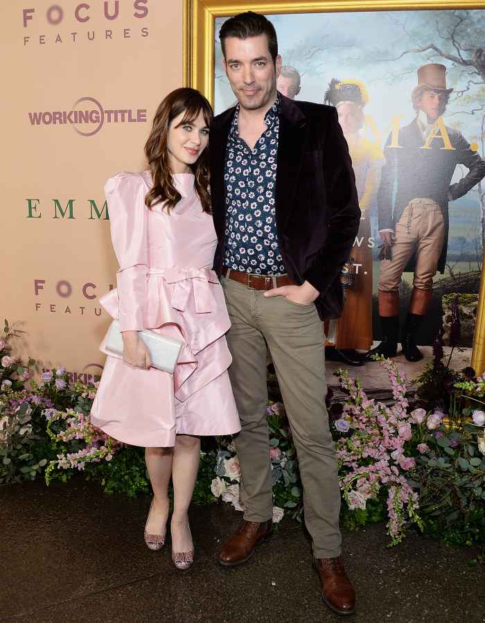 Zooey-Deschanel-Performs-‘Property-Brothers’-Musical-for-BF-Jonathan-Scott
