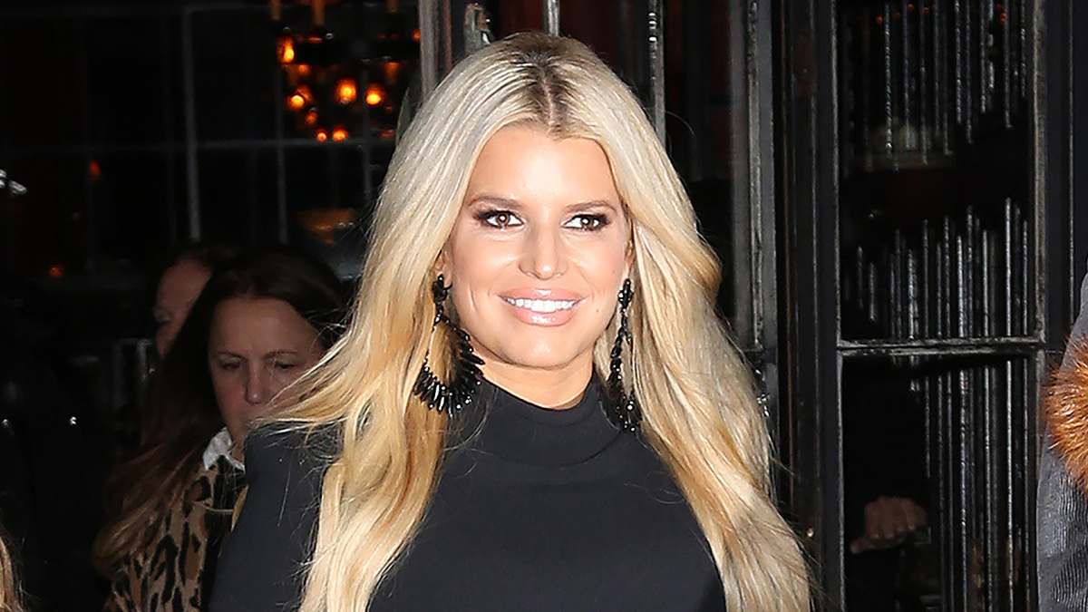 Jessica Simpson open book