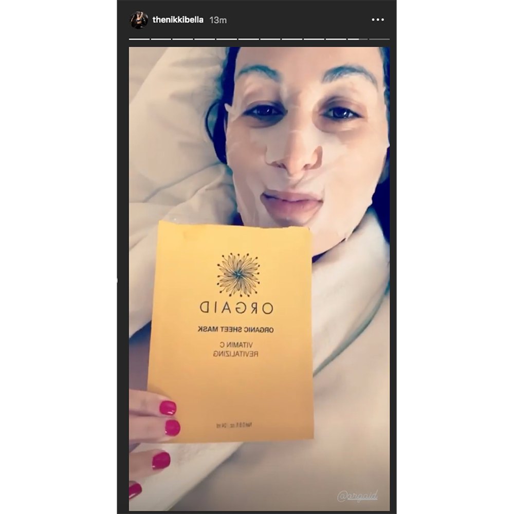 nikki-bella-orgaid-mask