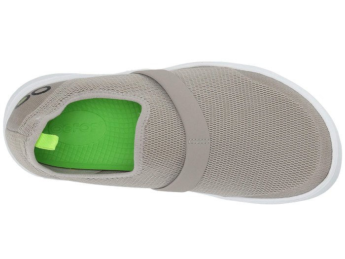 Reviewers Say These OOFOS Oomg Slip-Ons Are Their ‘Magic Shoes’