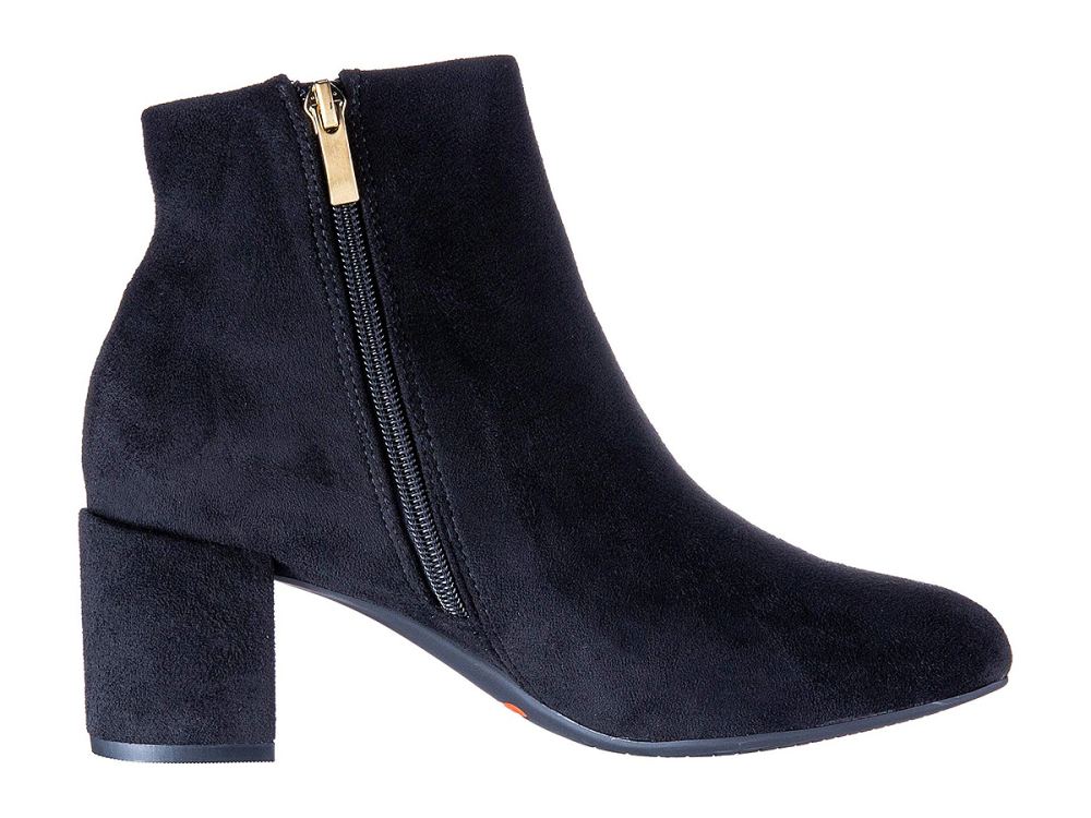 Rockport Total Motion Oaklee Ruffle Boot