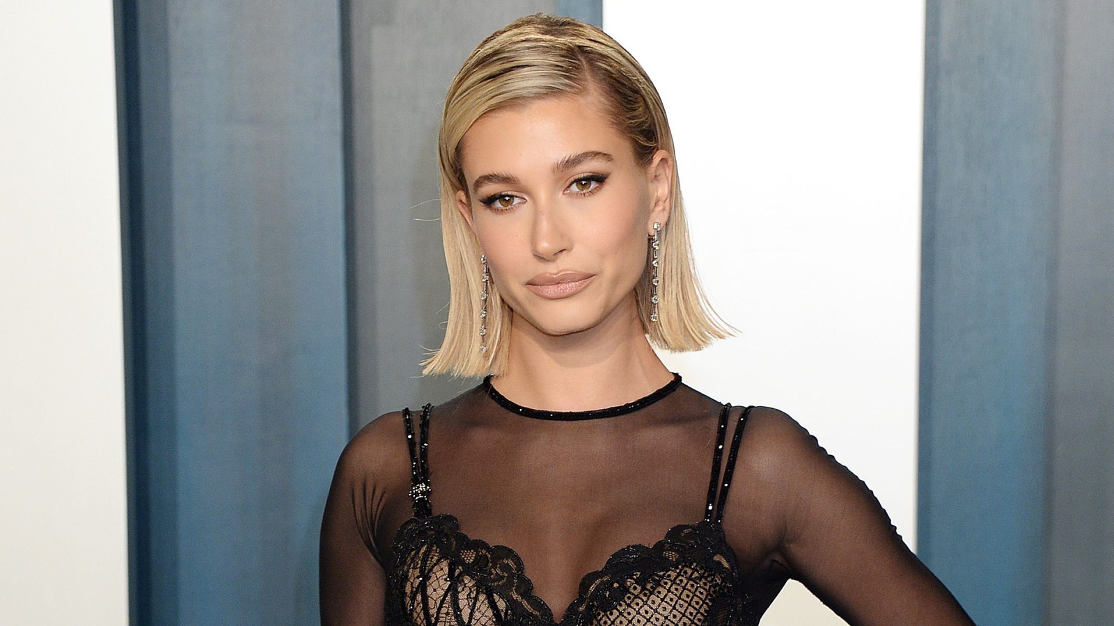 Hailey Bieber Vanity Fair attends the 2020 Oscar Party in Los Angeles.