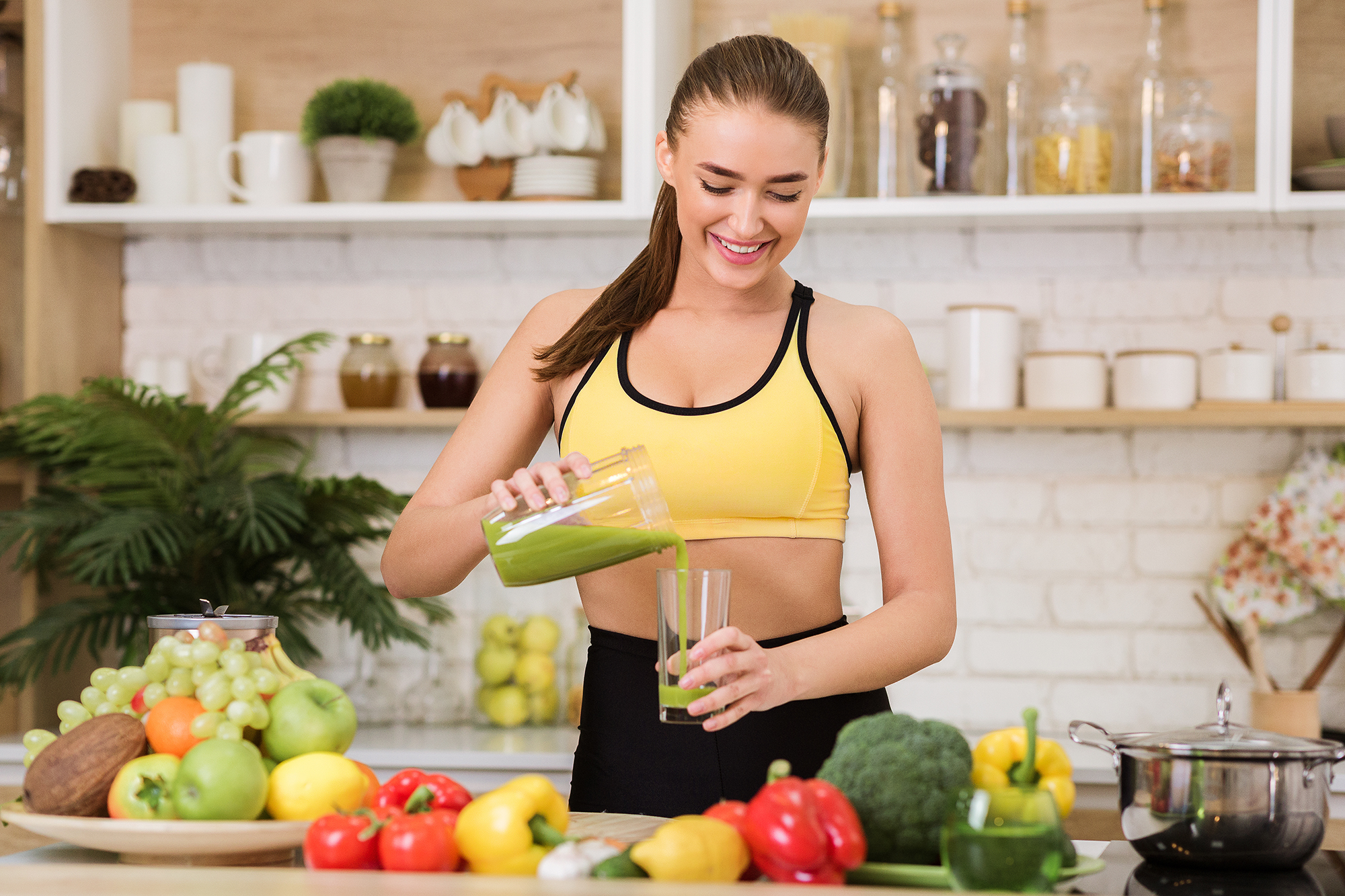 woman-making-green-juice