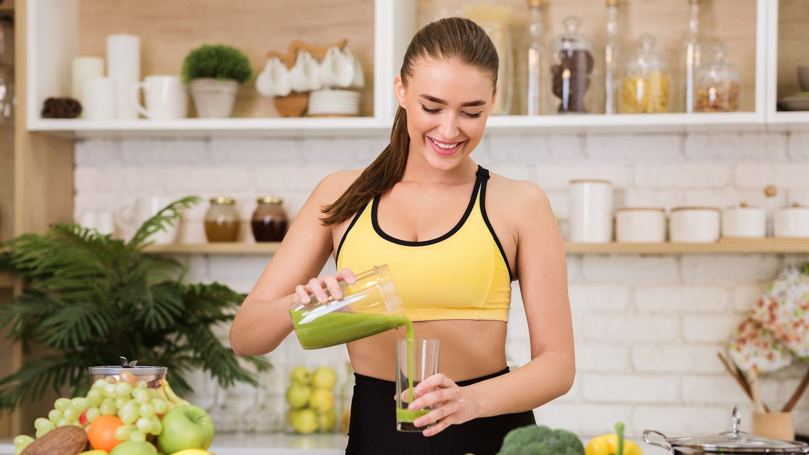 woman-making-green-juice
