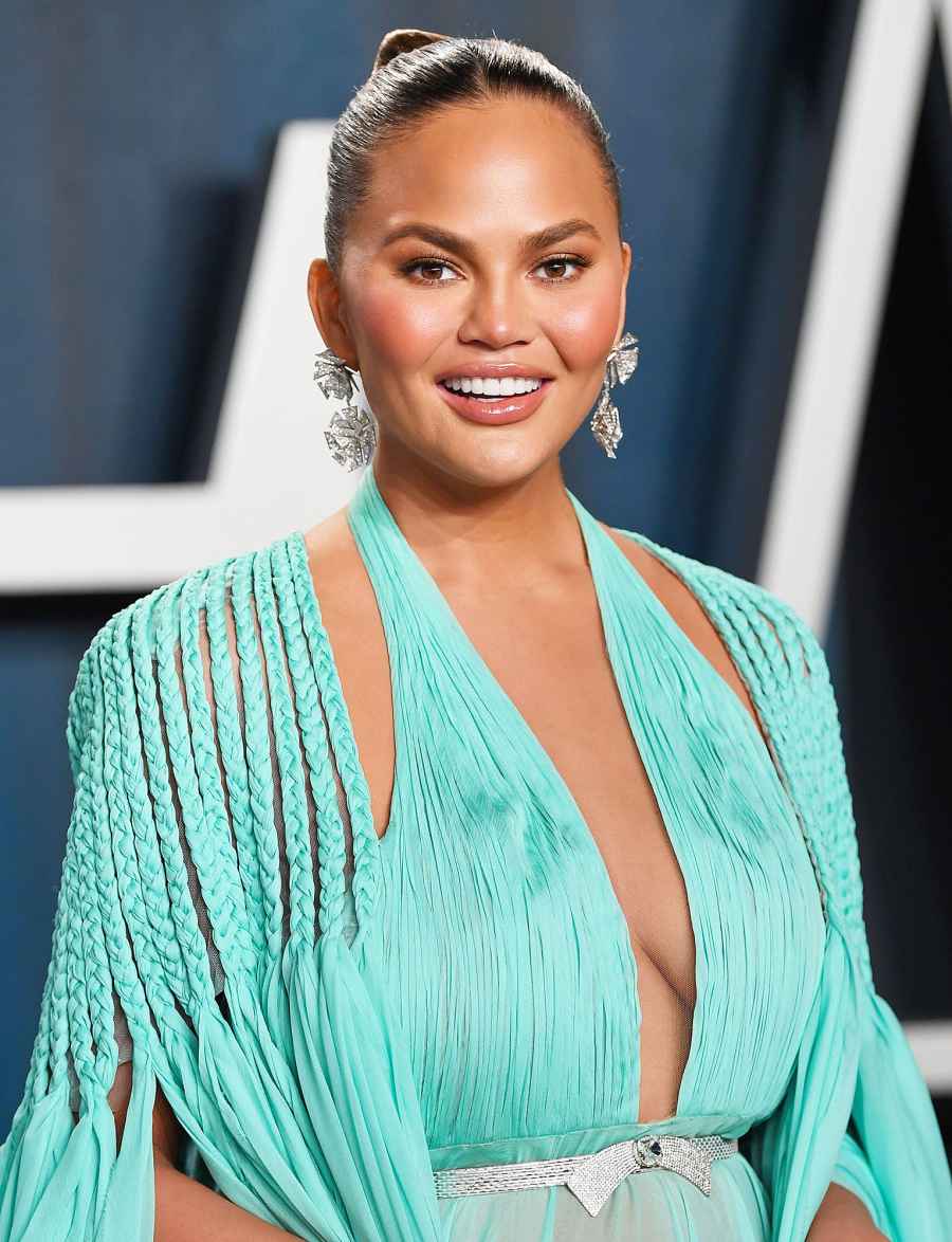Chrissy Teigen Stars Who Love Food Delivery Apps