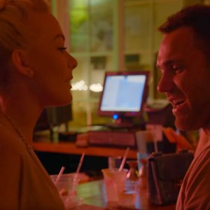 Amanda-Gets-Flirty-With-Alex-in-Front-of-Juliette-Siesta-Key