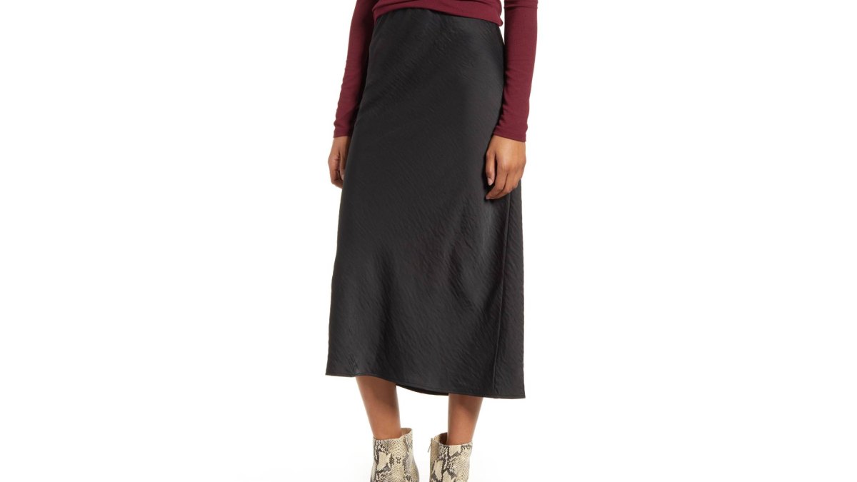 Bobeau Lyndon Bias Cut Midi Skirt (Black)