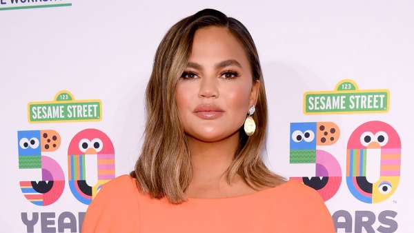 Chrissy Teigen Details ‘Paralyzing Anxiety’ After Having Children