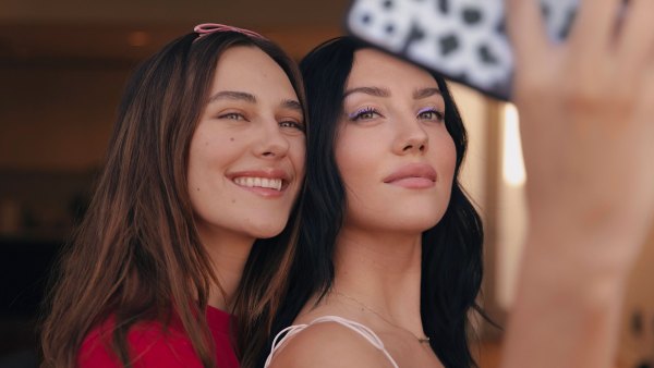 Devon and Sydney Carlson Wildflower Phone Cases