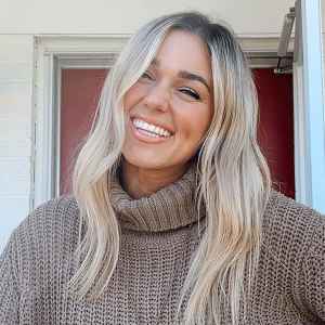 Duck Dynasty’s Sadie Robertson Sends Gifts to 5,000 Brides Who’ve Canceled Their Weddings Due to the Coronavirus: ‘You Are Not Alone’