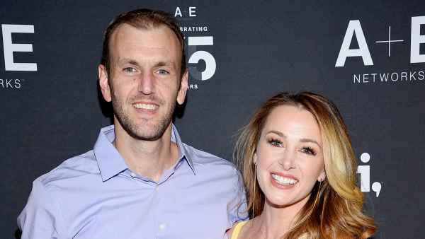 Jamie-Otis-Doug-Hehner-welcomes-baby