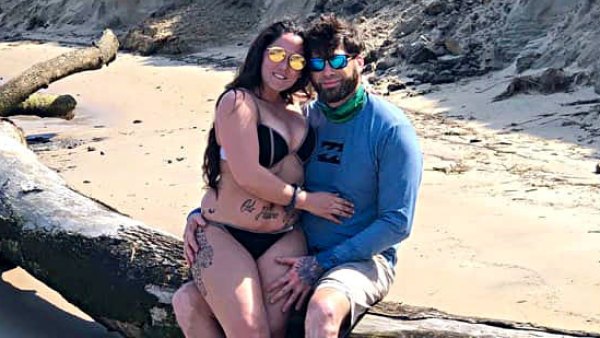 Jenelle Evans and David Eason Cuddle Up in New Pic: Here’s to ‘a Lifetime’ With You