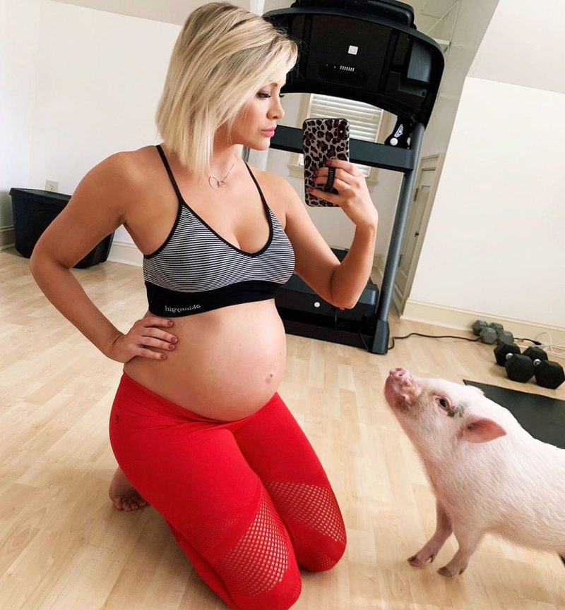 Jenna Cooper Baby Bump Working Out With Pet Pig