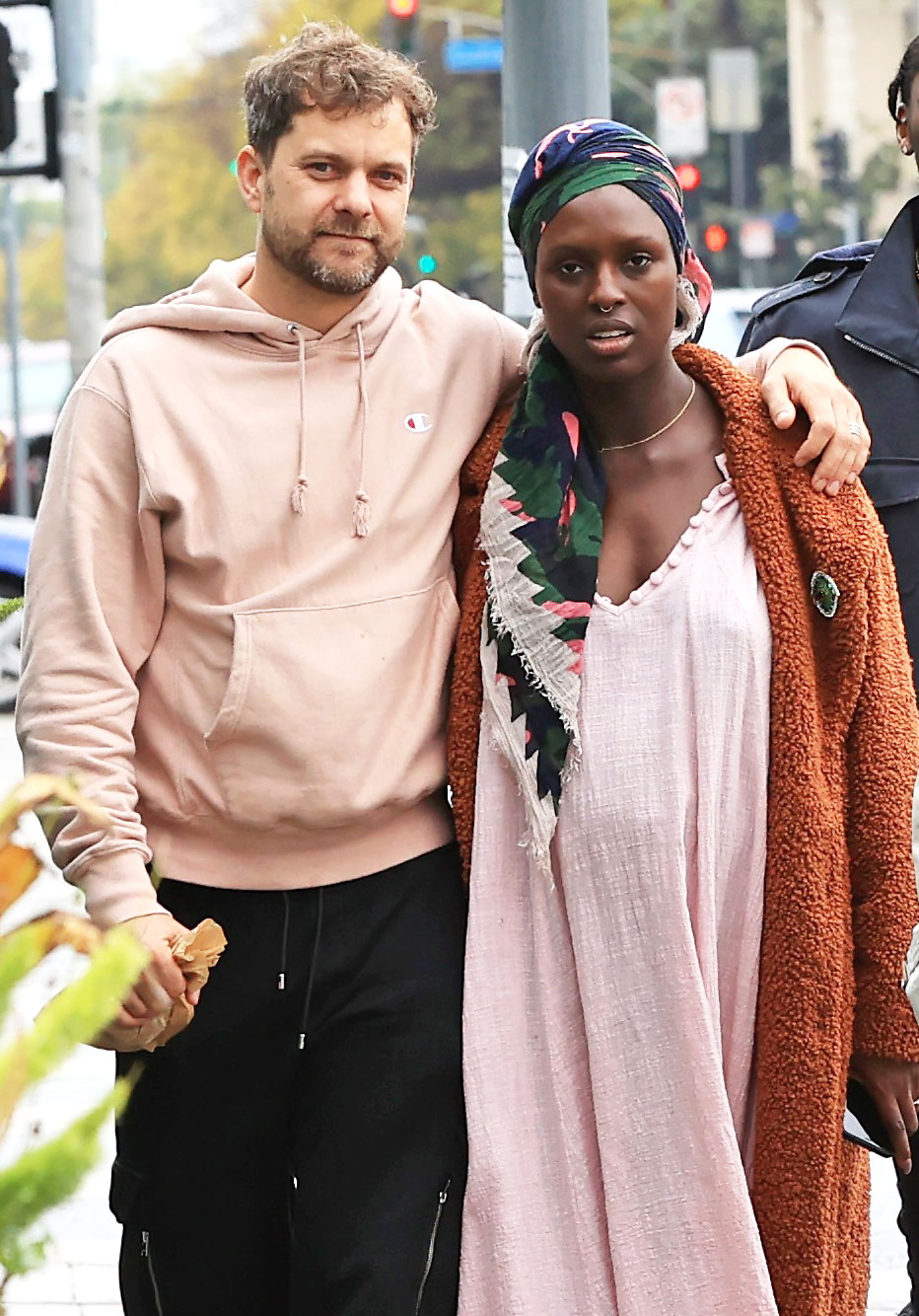 Joshua Jackson Kisses Pregnant Jodie Turner-Smith Ahead of Due Date