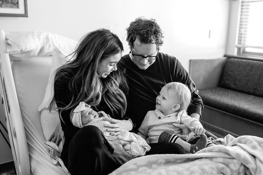 Kelly Travis Hamm Instagram Family Bachelor Babies