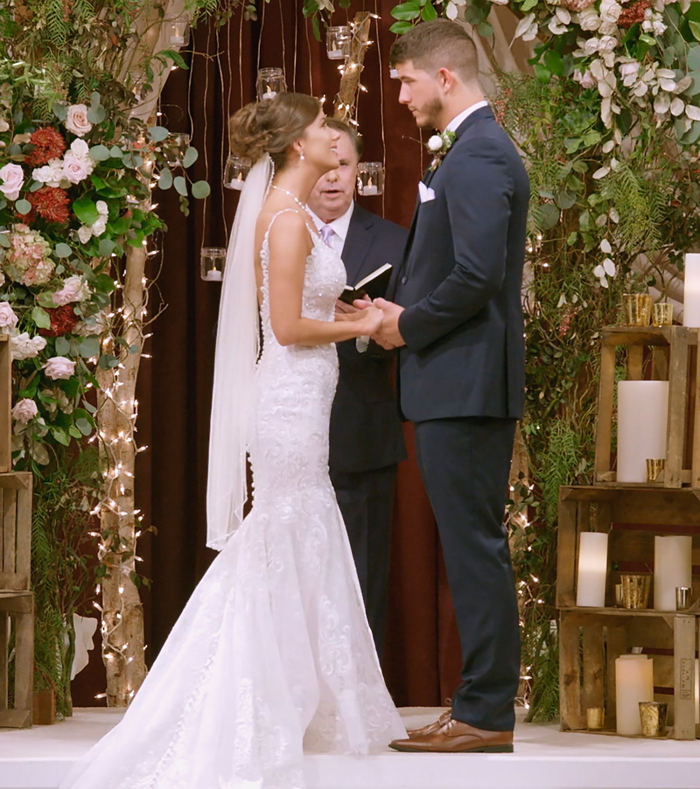 ‘Love Is Blind’ Wedding Gowns and Suits From Season 1: Pics | Us Weekly