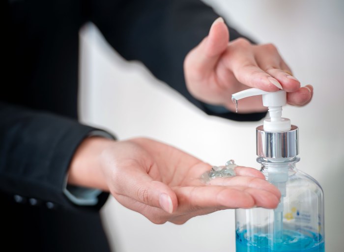 This Luxury Perfumer Is Making Free Hand Sanitizers for French Officials