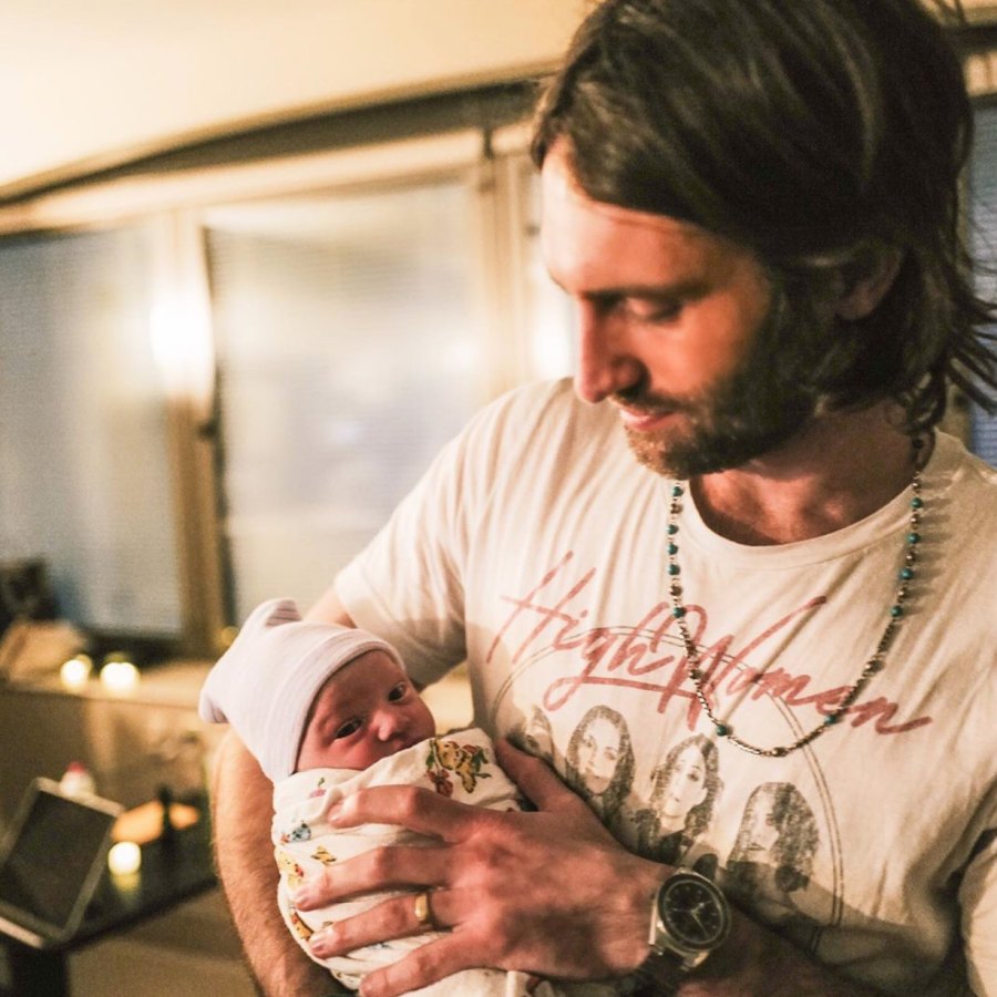 Maren Morris gives birth