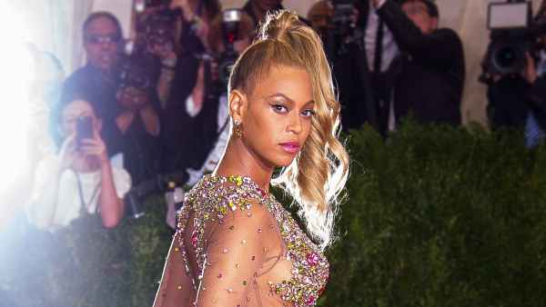 Met Gala Not Canceled Due To Coronavirus Concerns