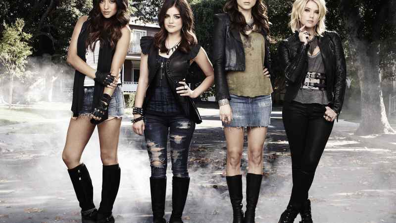 Pretty Little Liars TV Shows Based on Best Selling Books