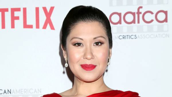 Ruthie Ann Miles gives birth
