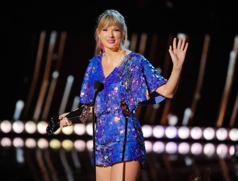 Taylor Swift Iheartradio awards 2020