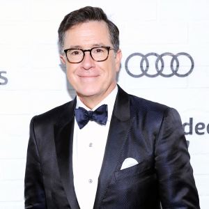 Watch Stephen Colbert Use His Wifes Makeup to Return Face to Normal
