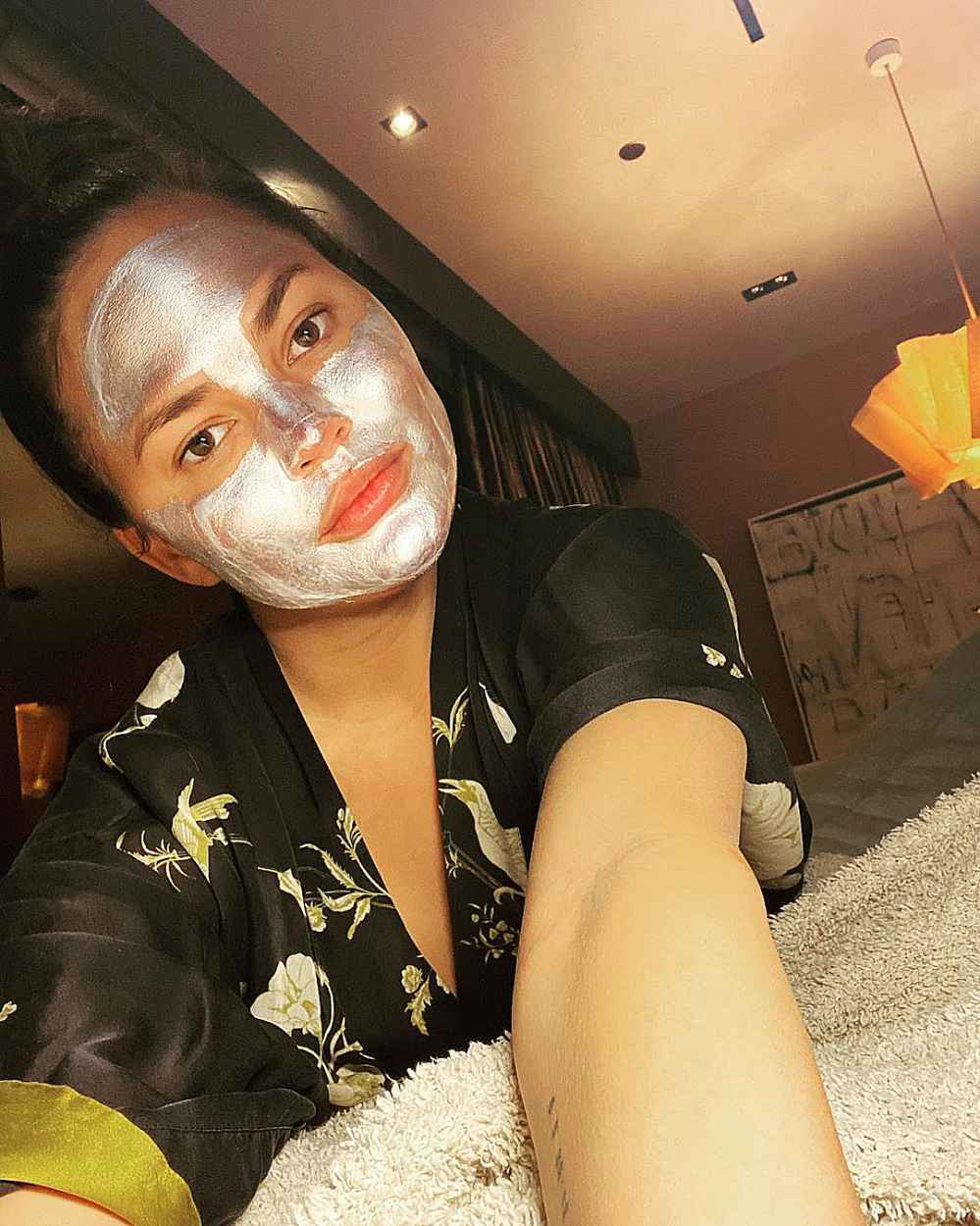 How to Clear Acne From Stress, Sweat at Home: Celeb Facialist Shani Darden&rsquo;s Tips