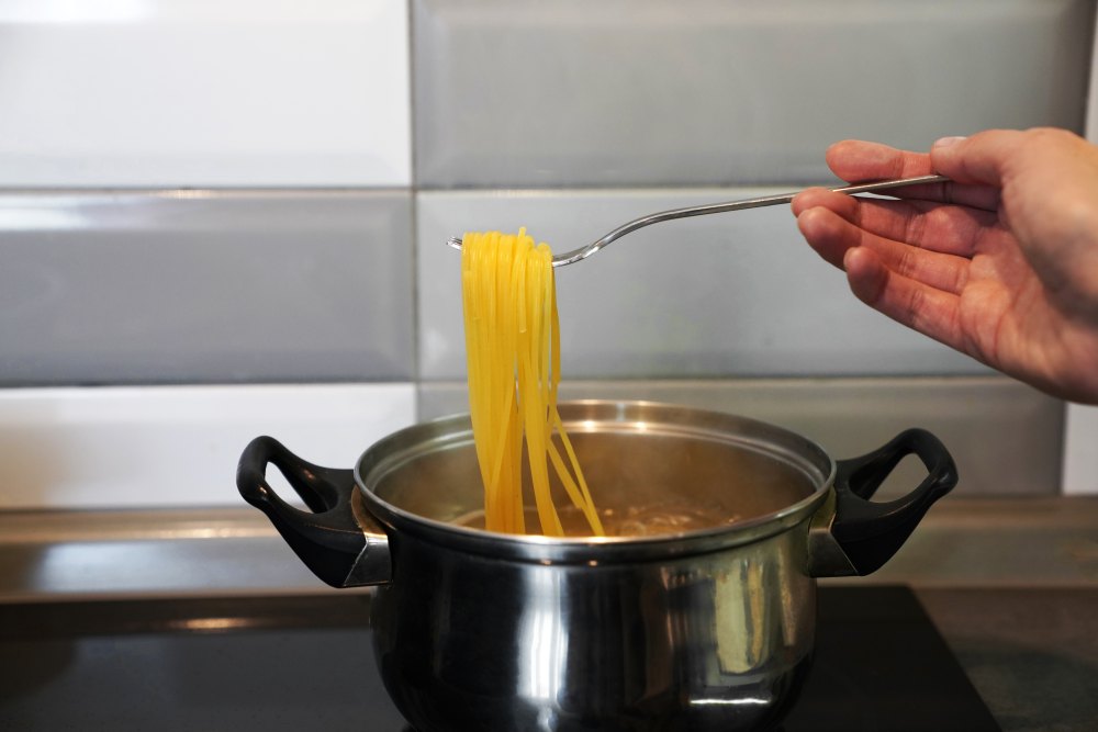 boiling pasta at home