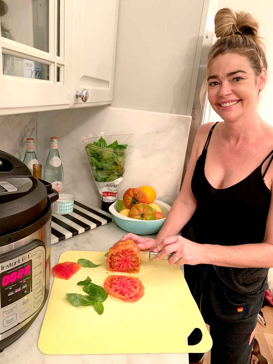 5 Denise Richards cooking