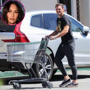 Brian Austin Green Continues to Ditch Ring Amid Megan Fox Split Rumors