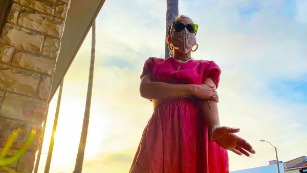 Busy Philipps Wears Ball Gown to Pick Up Takeout Nachos Amid Coronavirus Quarantine