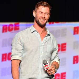 Chris Hemsworth Comic-Con Son Crash Interview