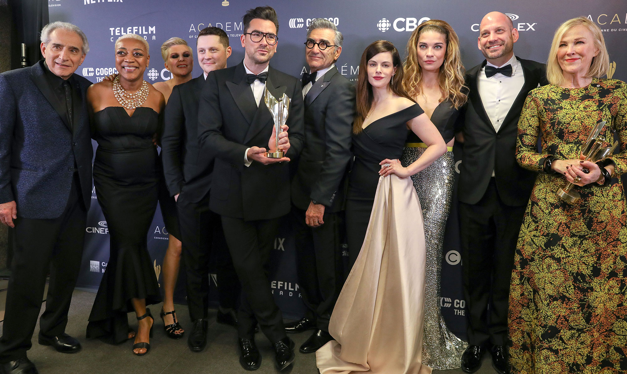 Dan Levy 'Does Right By Everyone' With 'Schitt's Creek' Series Finale