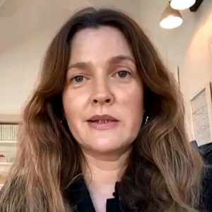 Drew Barrymore Crying Every Day Homeschooling 2 Daughters Amid Coronavirus Pandemic