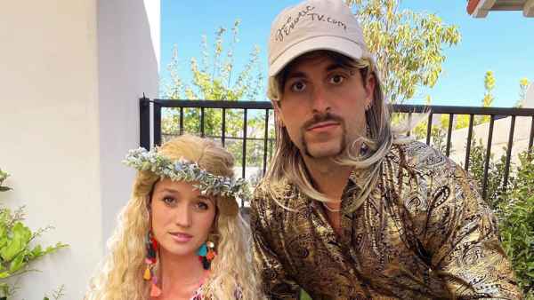 Jade Roper and Tanner Tolbert Dress Up With Kids in Tiger King costumes