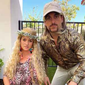 Jade Roper and Tanner Tolbert Dress Up With Kids in Tiger King costumes