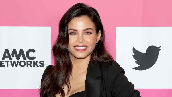 Jenna Dewan Makes the Most of Nap Time With Workout 2
