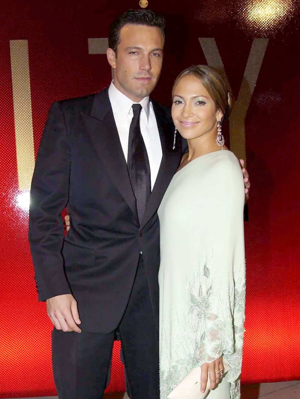 Jennifer Lopez Gushes Over Her 2002 Engagement Ring From Ben Affleck