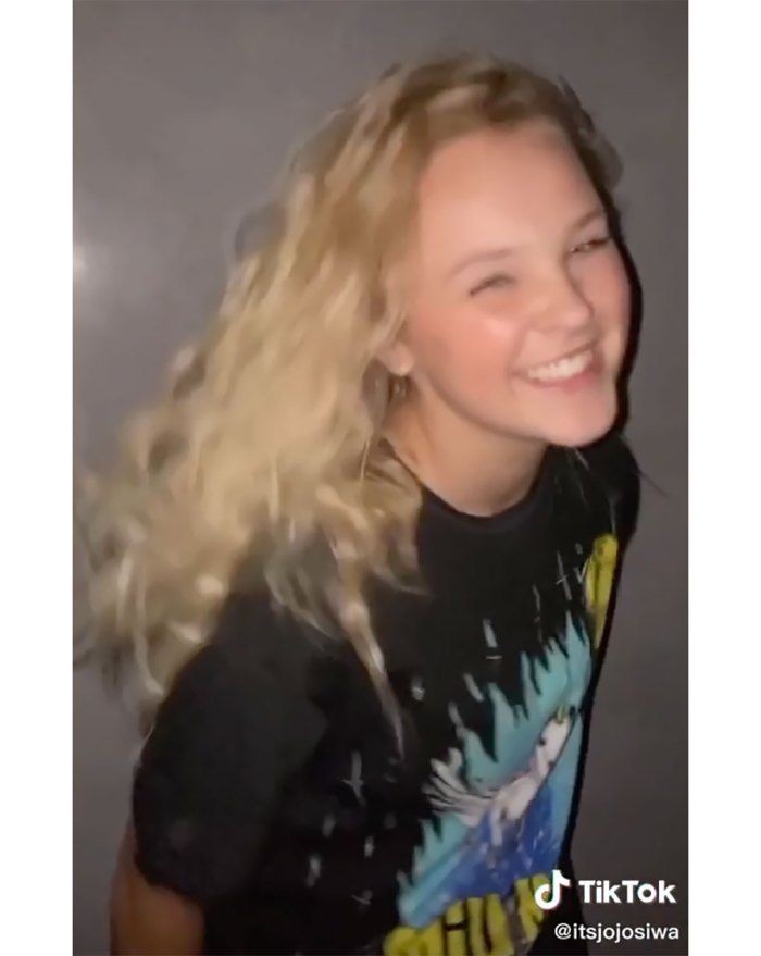 JoJo Siwa Nearly Breaks the Internet by Revealing Her Natural Hair Texture