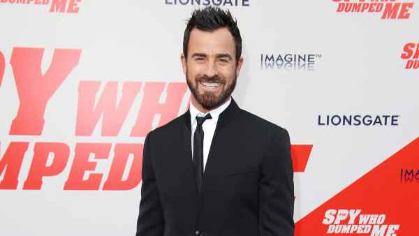 Justin Theroux Hosts Quarantine Disco Night Dinner With Dog Kuma