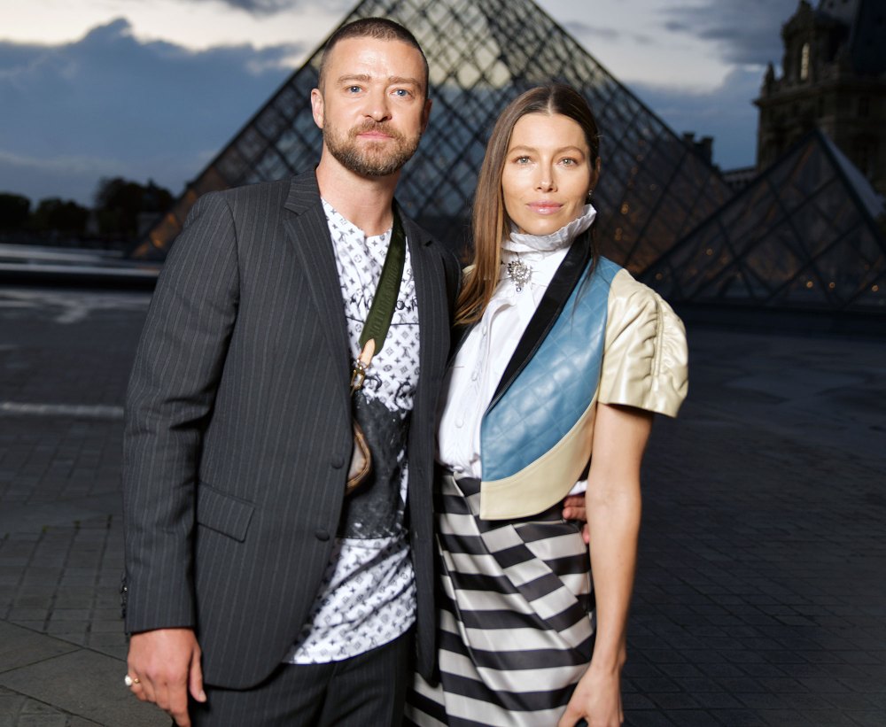 Say me Justine: Louis Vuitton shawl
