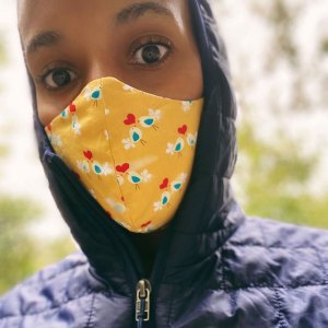 Kerry Washington's Chic Face Mask Was Made By This 'Grey's Anatomy' Actress